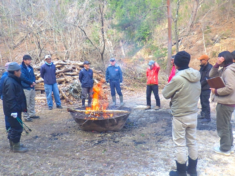 プロに聞く！失敗しない薪の使い方＋薪割り体験 ＆ 松薪の無料配布会を開催しました！
